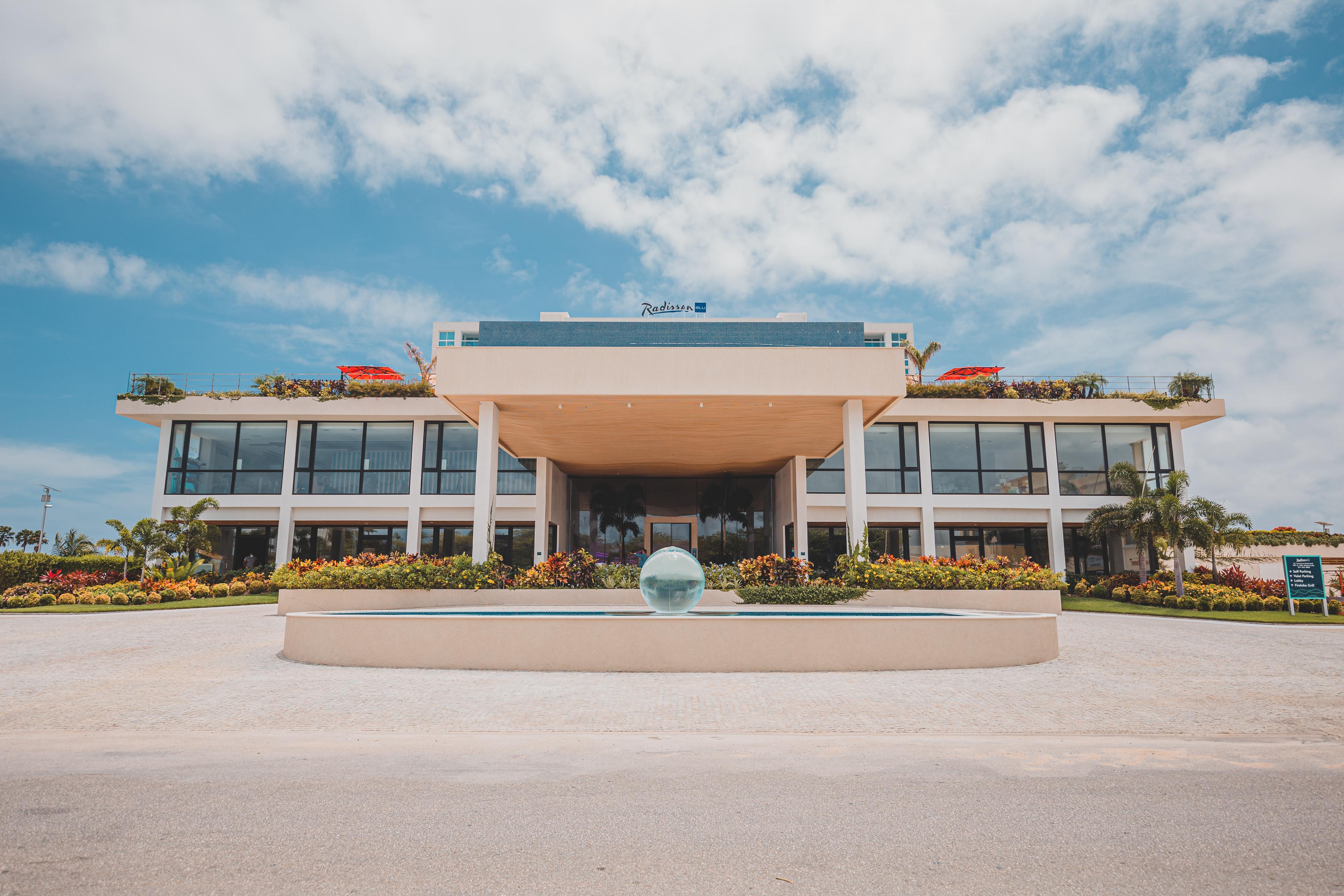 Radisson Blu Aruba Hotel Palm Beach Exterior foto
